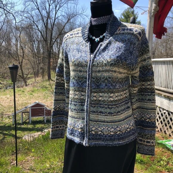 St. John’s Bay Sweater, Size Small - Picture 2 of 8